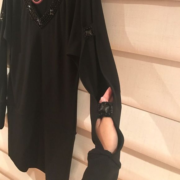 NWT Size 2 V Neck Long Sleeved Mini Dress - Picture 4 of 5